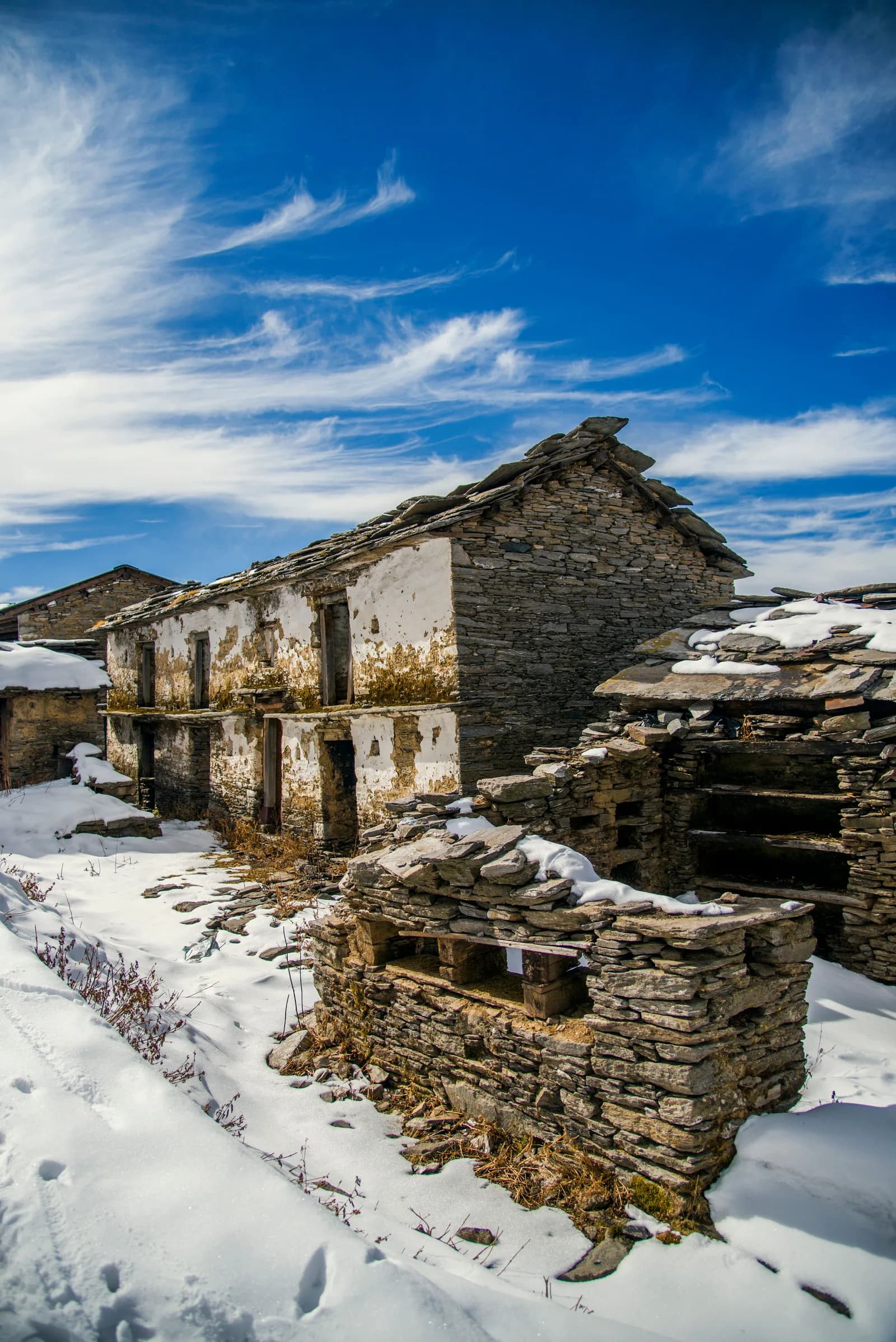 Brahmatal Trek 5N/6D from Lohajung