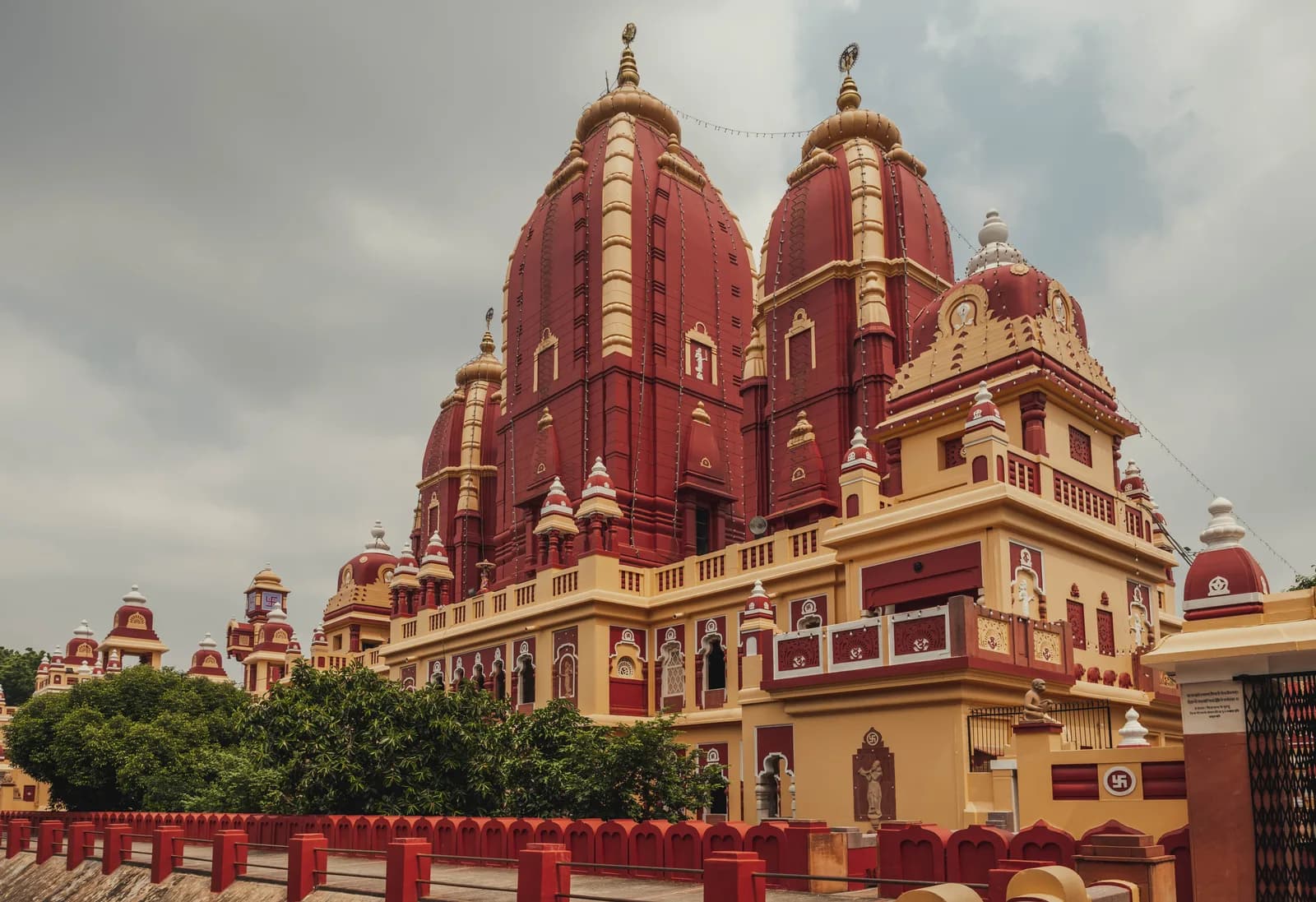 Delhi Temple Tour